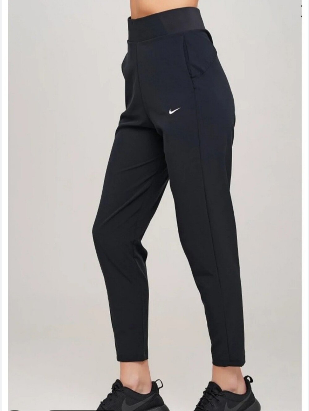 Women's NIKE Bliss Luxe Training Pants Trousers Size XS